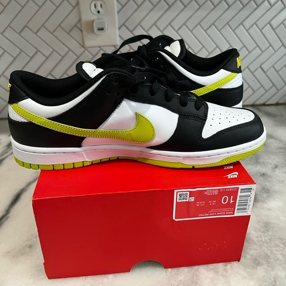 Men\'s Nike Dunk Low Retro White/Bright Cactus-Black (DV0833 110) size 10 main image 5